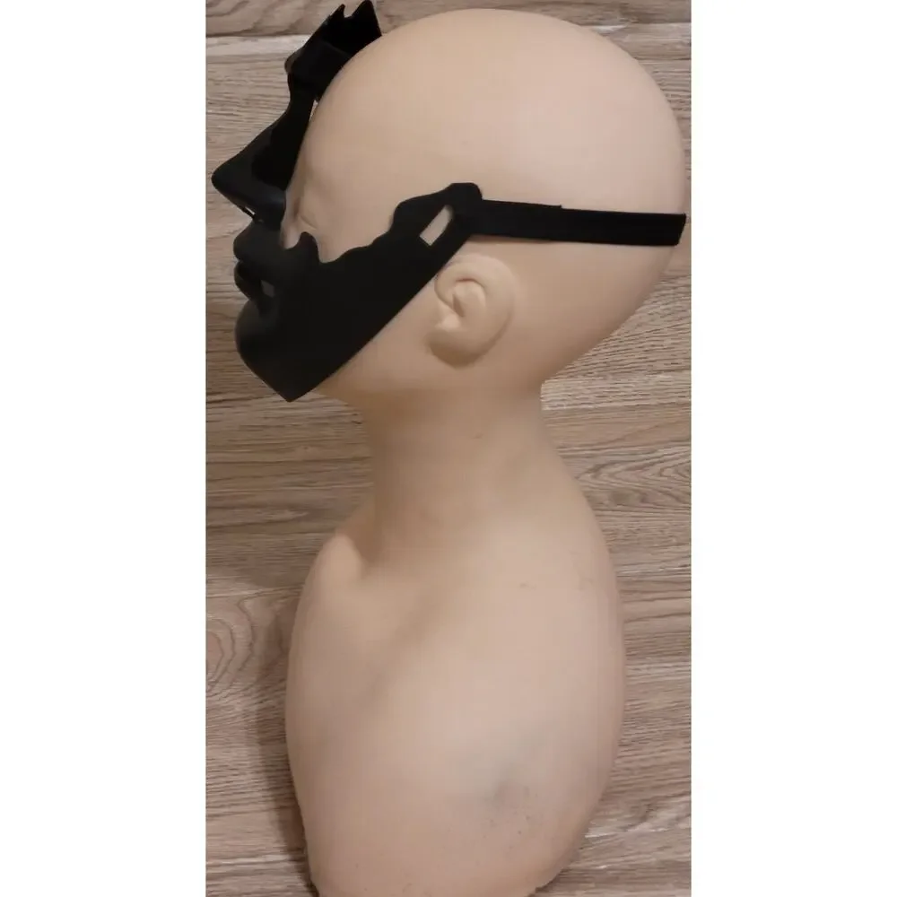 Half-Face Street Dance Black Adult Mask, Halloween Costume Prop Pre-owned